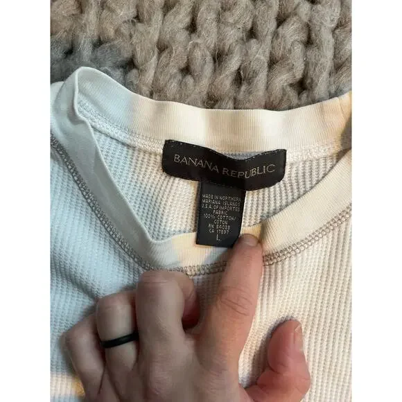 Banana Republic beige thermal size large - Picture 3 of 4